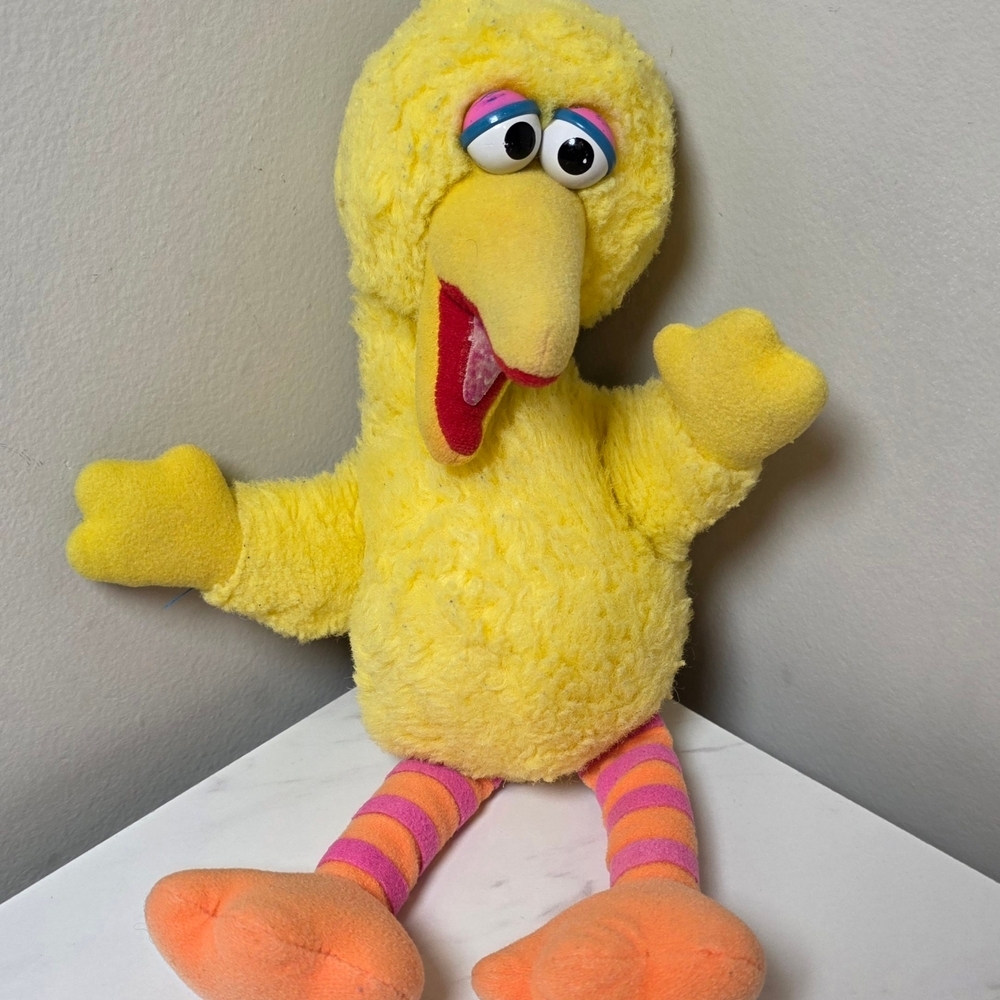 Vintage 1988 Big Bird Plush Sesame Street Playskool Yellow Stuffed Toy Rare - Picture 1 of 7